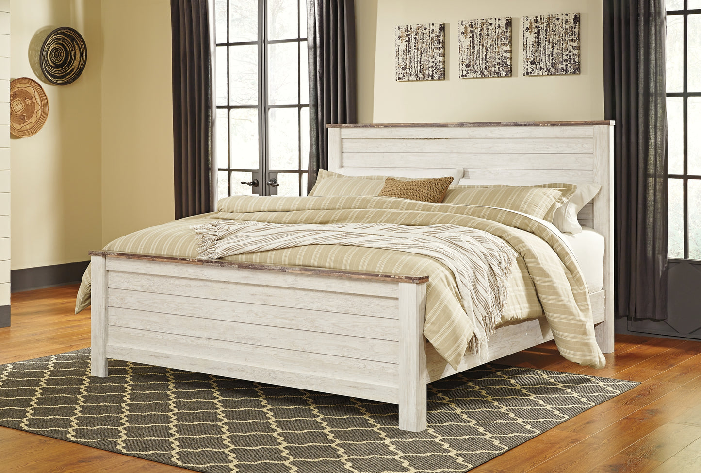 Willowton Panel Bed With Mirrored Dresser, Chest And 2 Nightstands