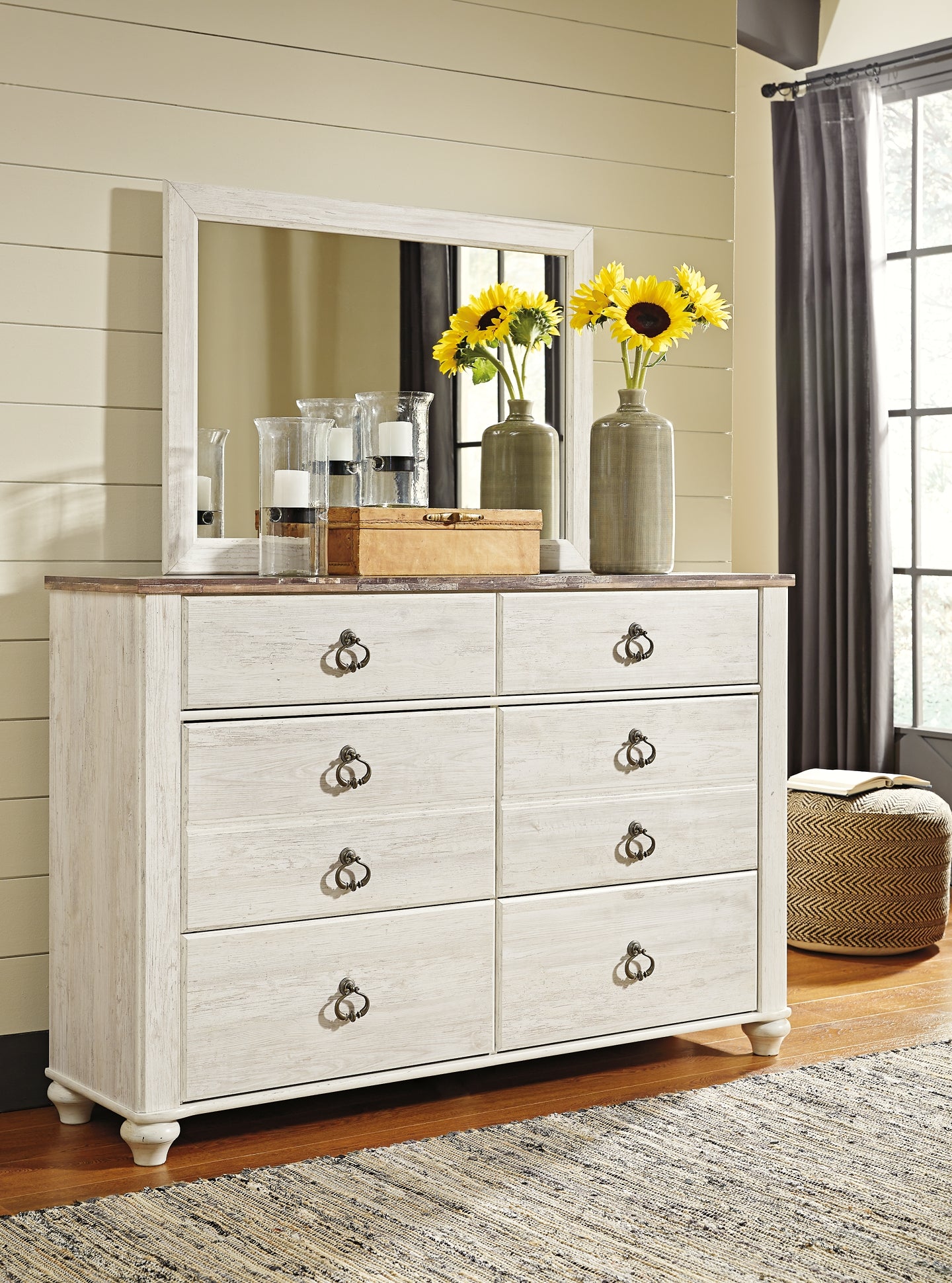 Willowton Panel Bed With Mirrored Dresser, Chest And 2 Nightstands