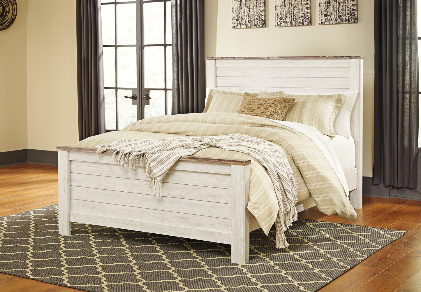 Willowton Panel Bed With Mirrored Dresser, Chest And 2 Nightstands