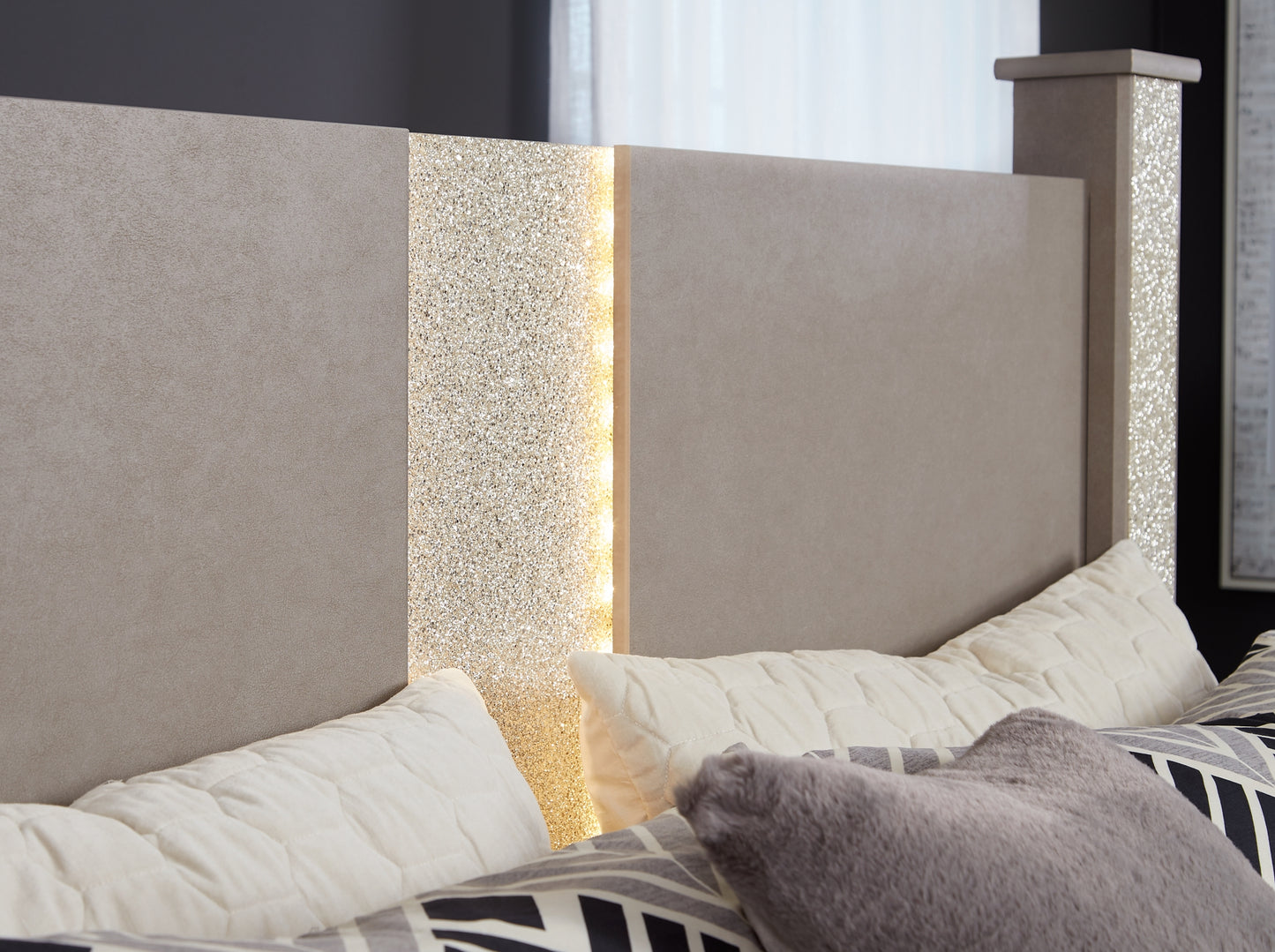 Surancha Poster Bed