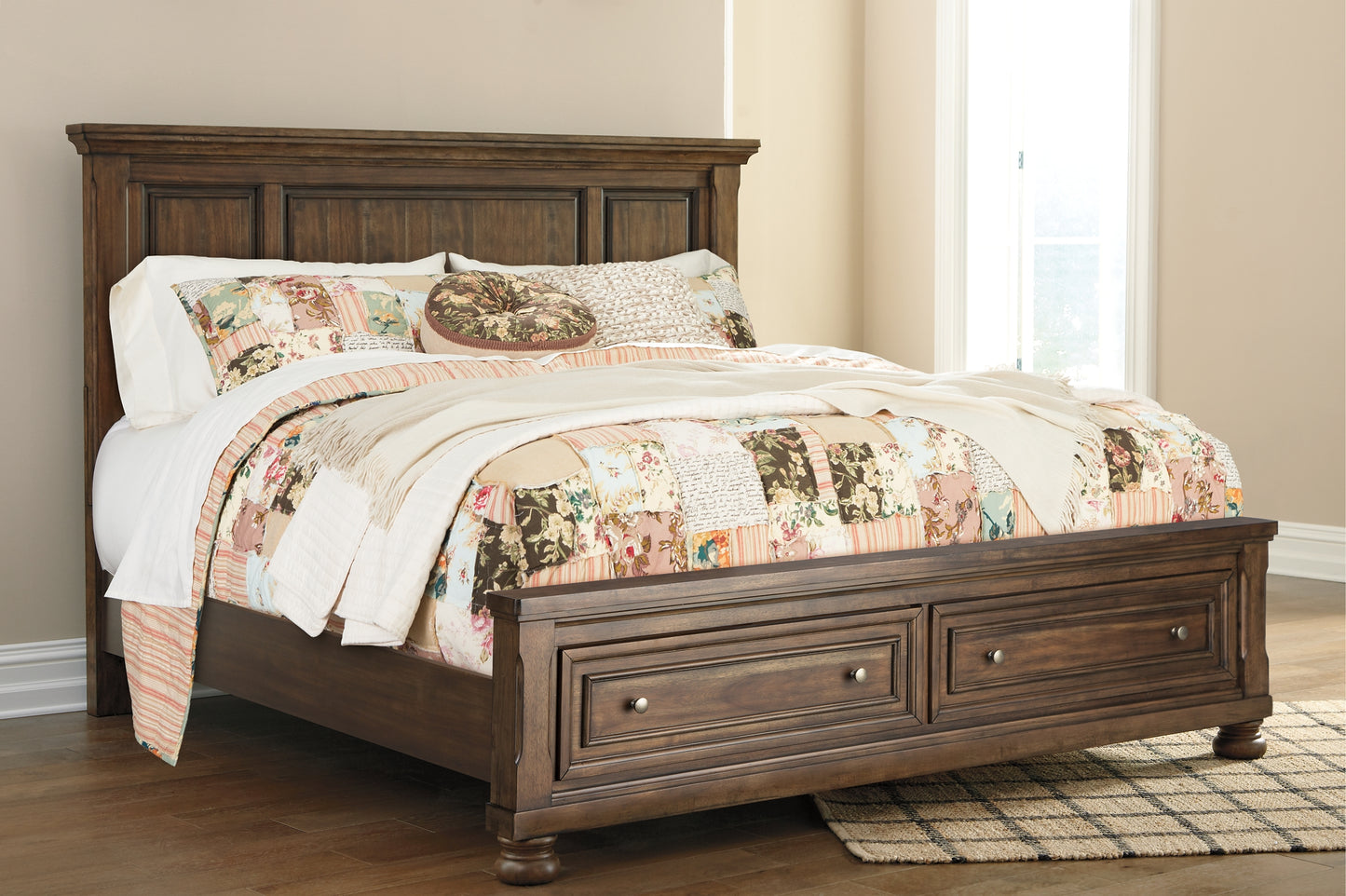 Robbinsdale Sleigh Bed