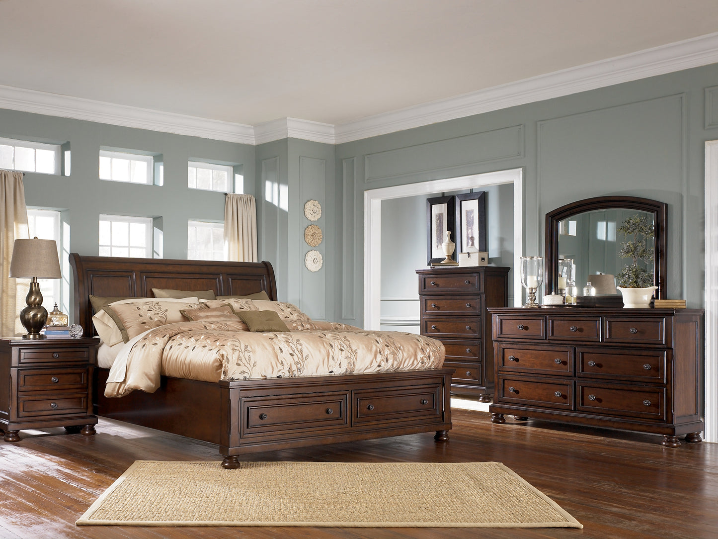 Robbinsdale Sleigh Bed With Storage