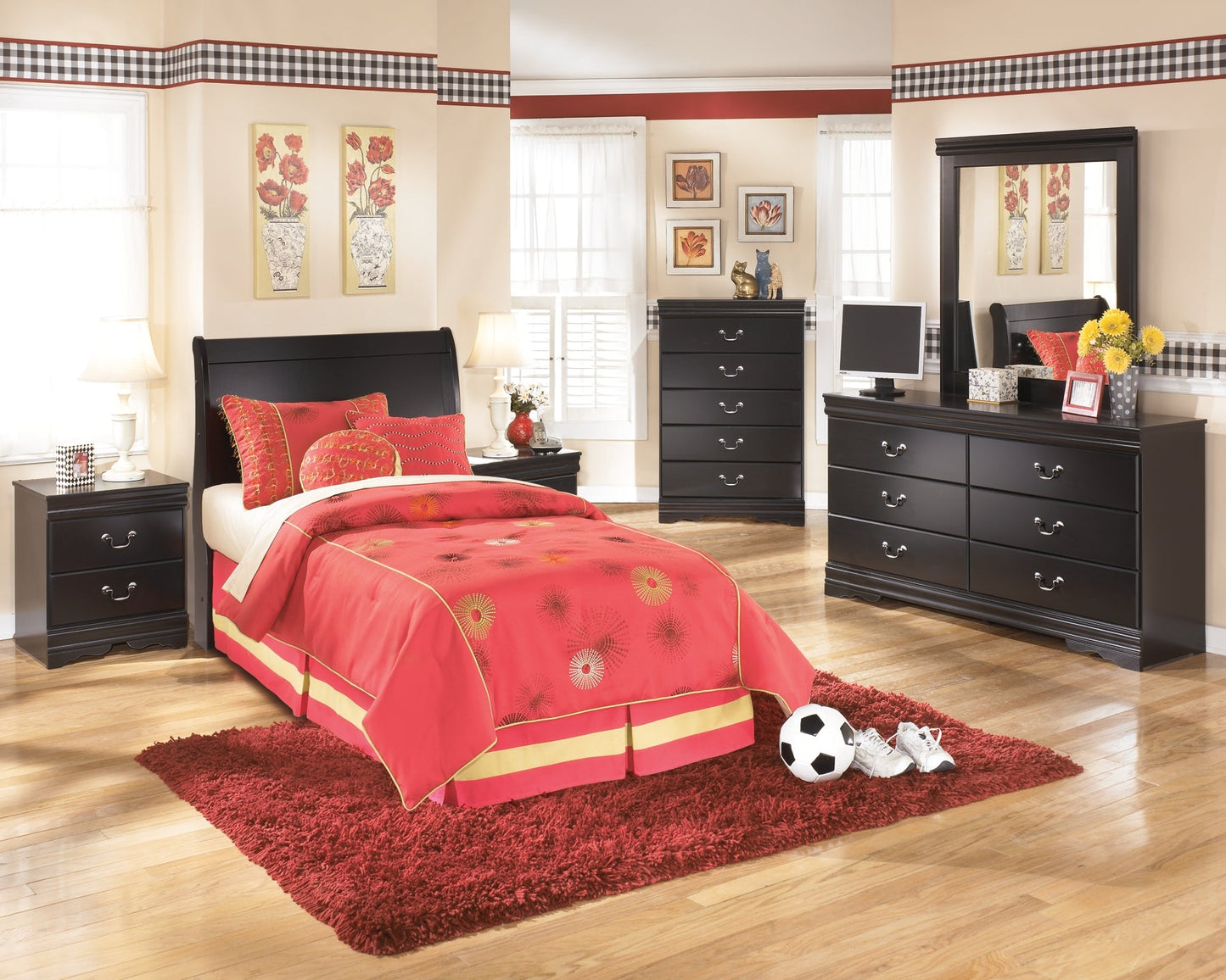 Huey Vineyard Five Drawer Chest Furniture Mart - online today or in-store at our location in Duluth, Ga. Furniture Mart Georgia. View our lowest price today. Shop Now.