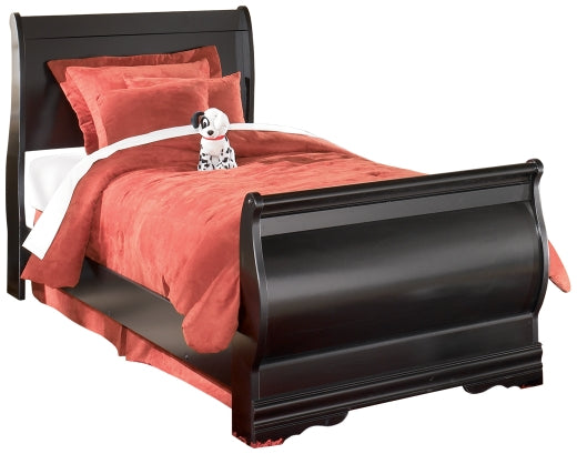 Huey Vineyard Twin Sleigh Bed with Mirrored Dresser, Chest and 2 Nightstands Furniture Mart - online today or in-store at our location in Duluth, Ga. Furniture Mart Georgia. View our lowest price today. Shop Now.