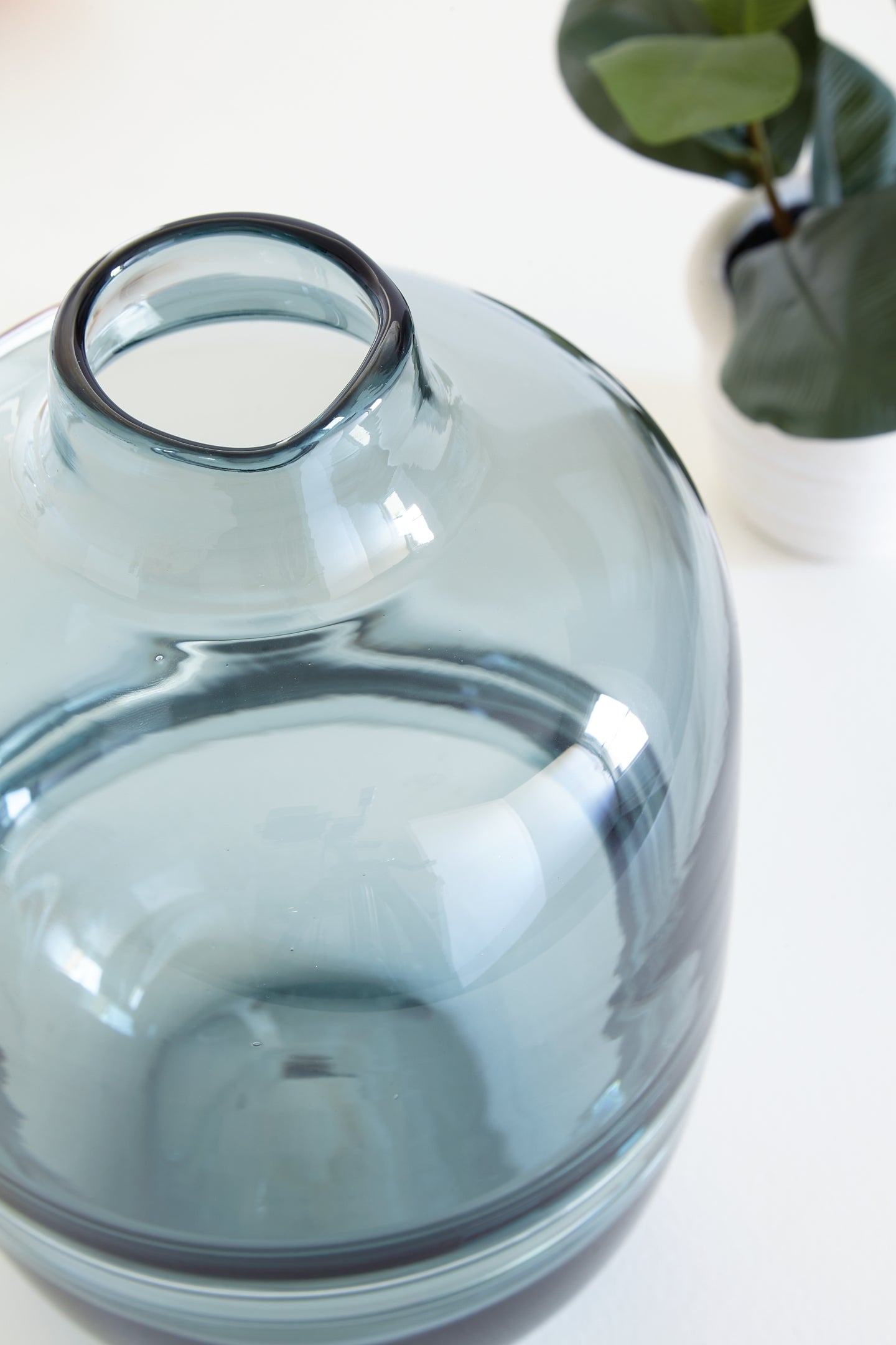 Lemmitt Vase Furniture Mart - online today or in-store at our location in Duluth, Ga. Furniture Mart Georgia. View our lowest price today. Shop Now.