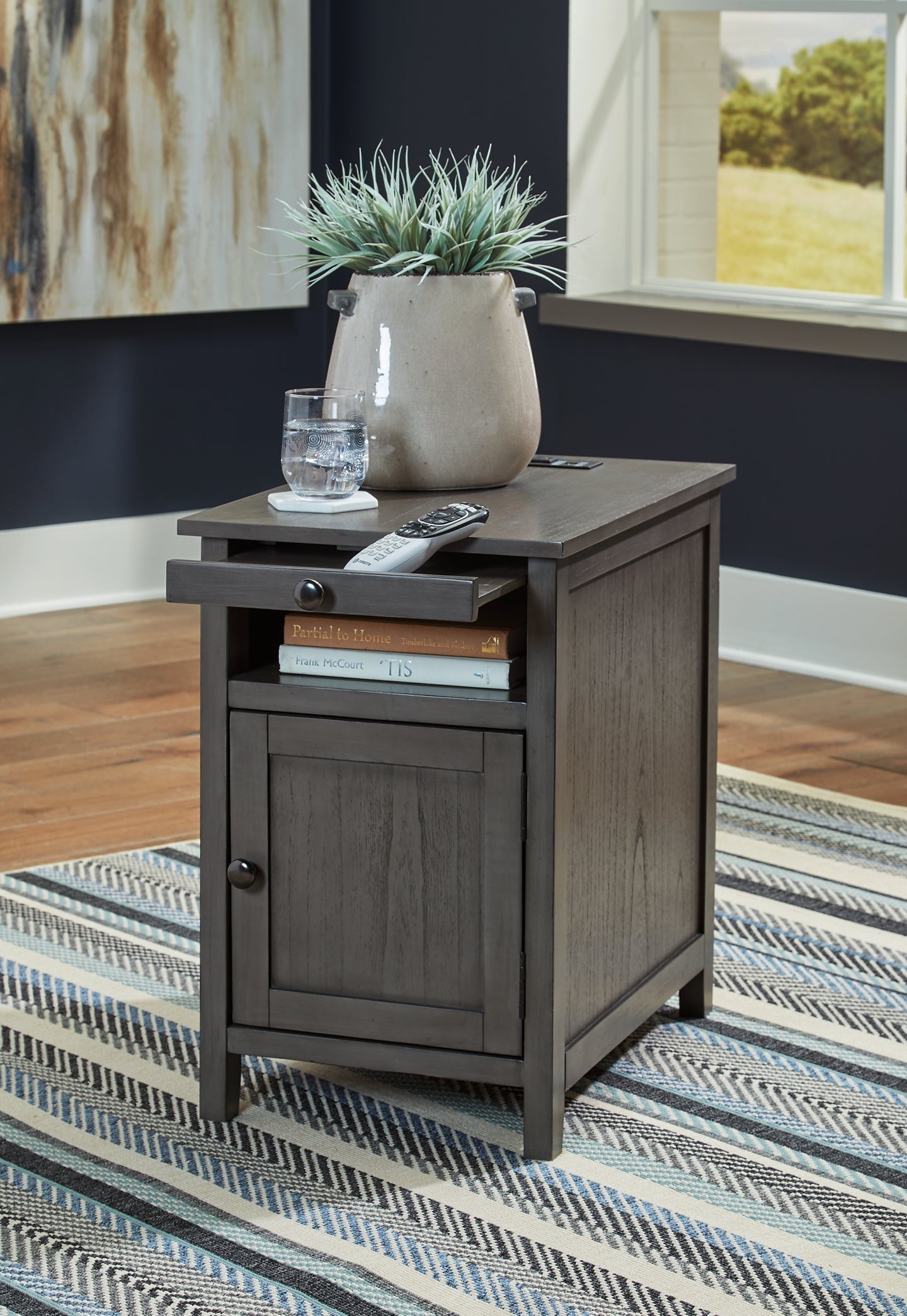 Treytown Chair Side End Table Furniture Mart - online today or in-store at our location in Duluth, Ga. Furniture Mart Georgia. View our lowest price today. Shop Now.
