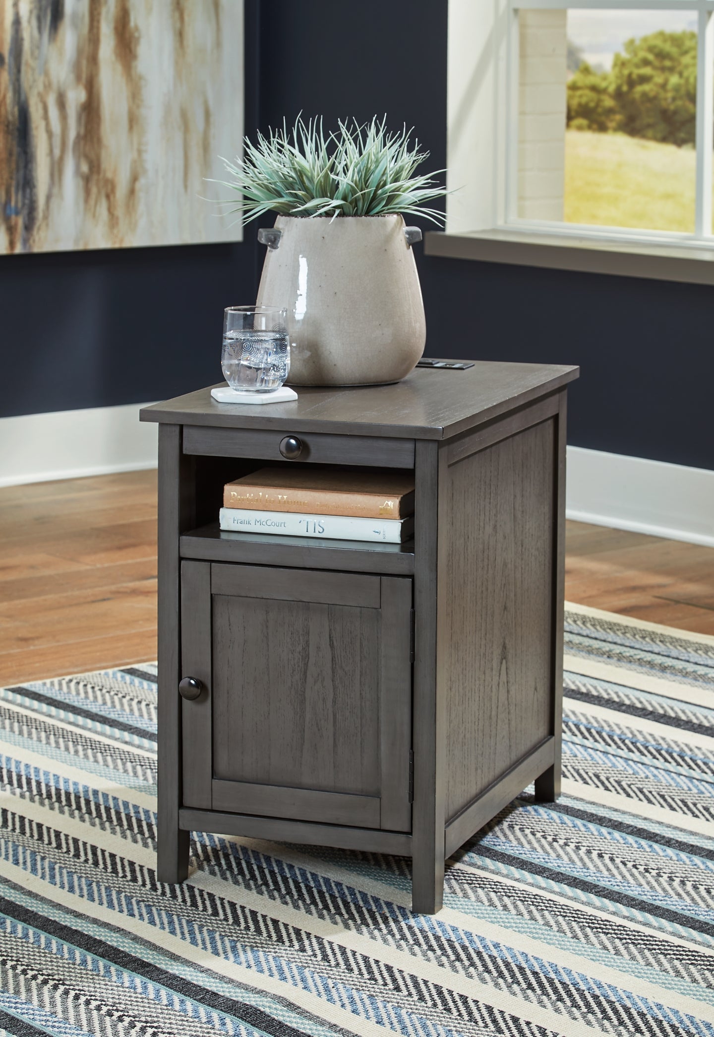 Treytown Chair Side End Table Furniture Mart - online today or in-store at our location in Duluth, Ga. Furniture Mart Georgia. View our lowest price today. Shop Now.