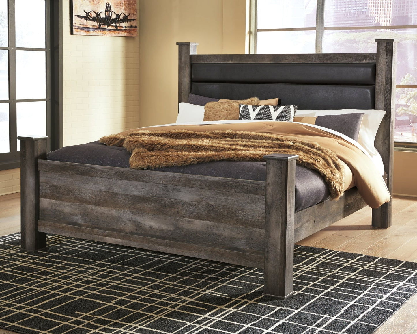Wynnlow King Poster Bed with Mirrored Dresser, Chest and Nightstand Furniture Mart - online today or in-store at our location in Duluth, Ga. Furniture Mart Georgia. View our lowest price today. Shop Now.