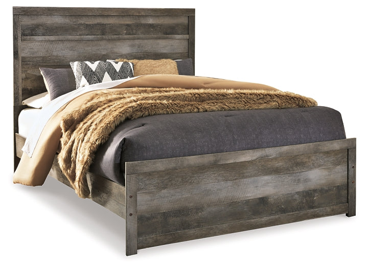 Wynnlow Queen Panel Bed with Mirrored Dresser and Nightstand Furniture Mart - online today or in-store at our location in Duluth, Ga. Furniture Mart Georgia. View our lowest price today. Shop Now.