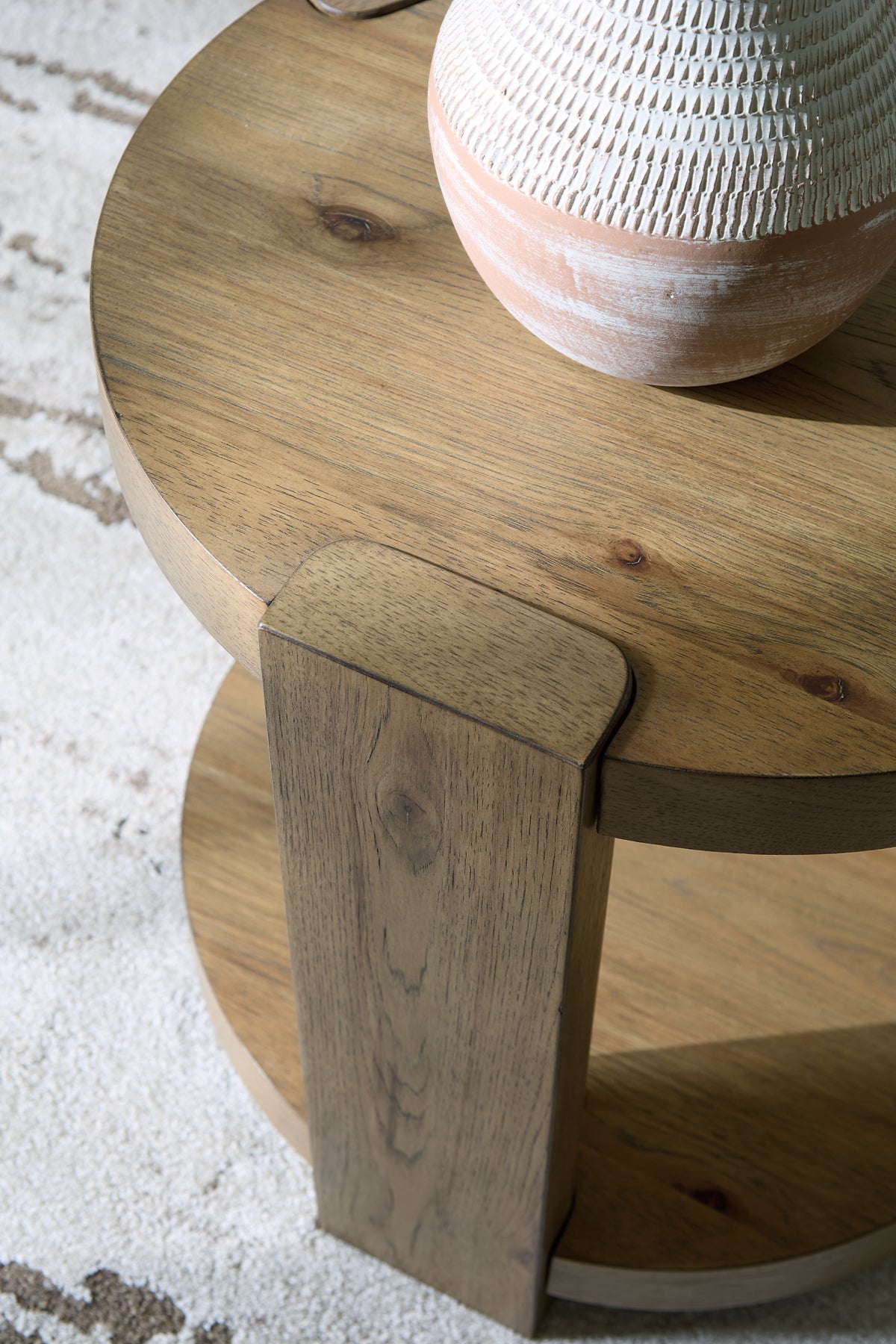 Flangren Round End Table