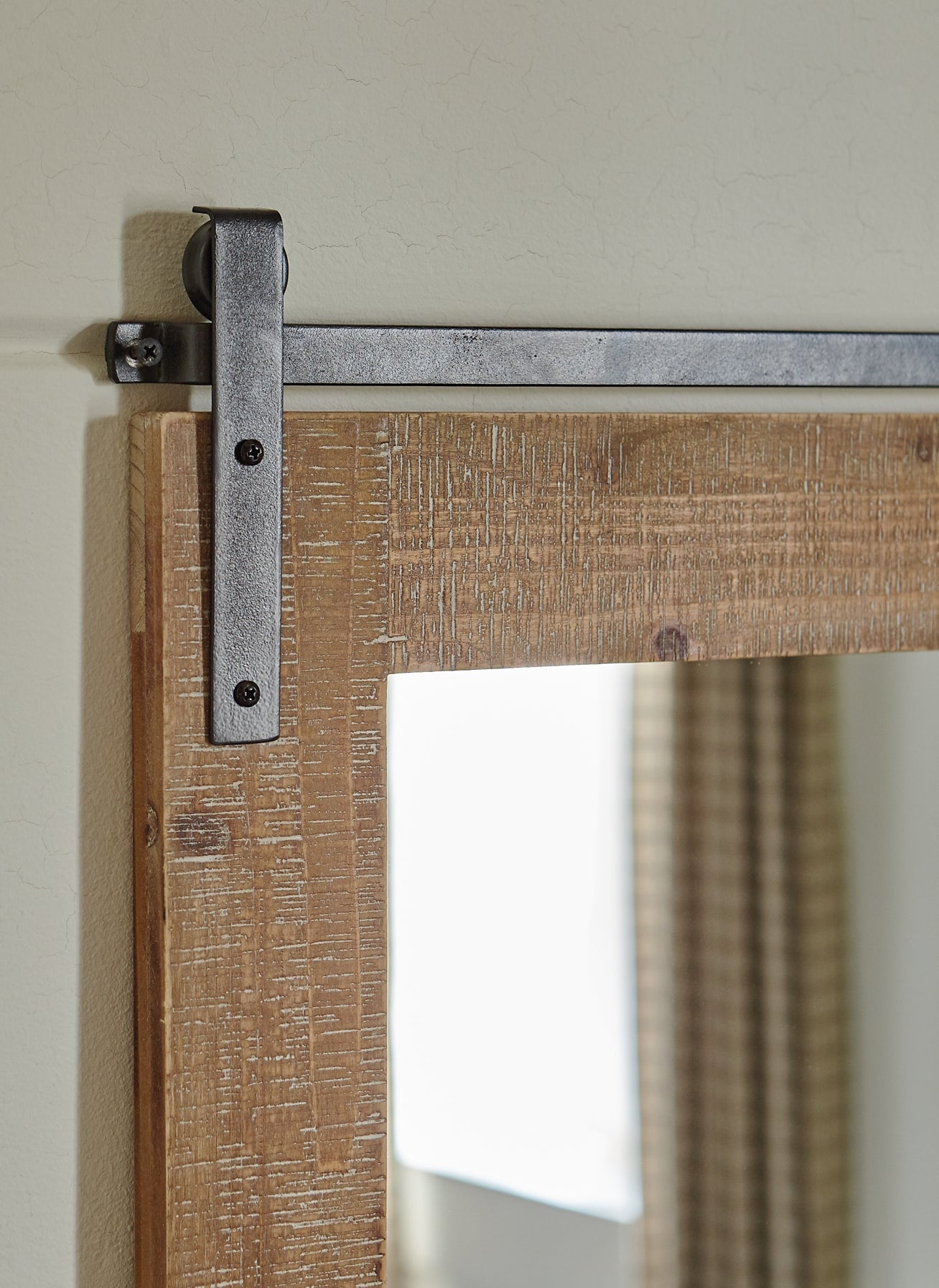Lanie Accent Mirror Furniture Mart -  online today or in-store at our location in Duluth, Ga. Furniture Mart Georgia. View our lowest price today. Shop Now. 