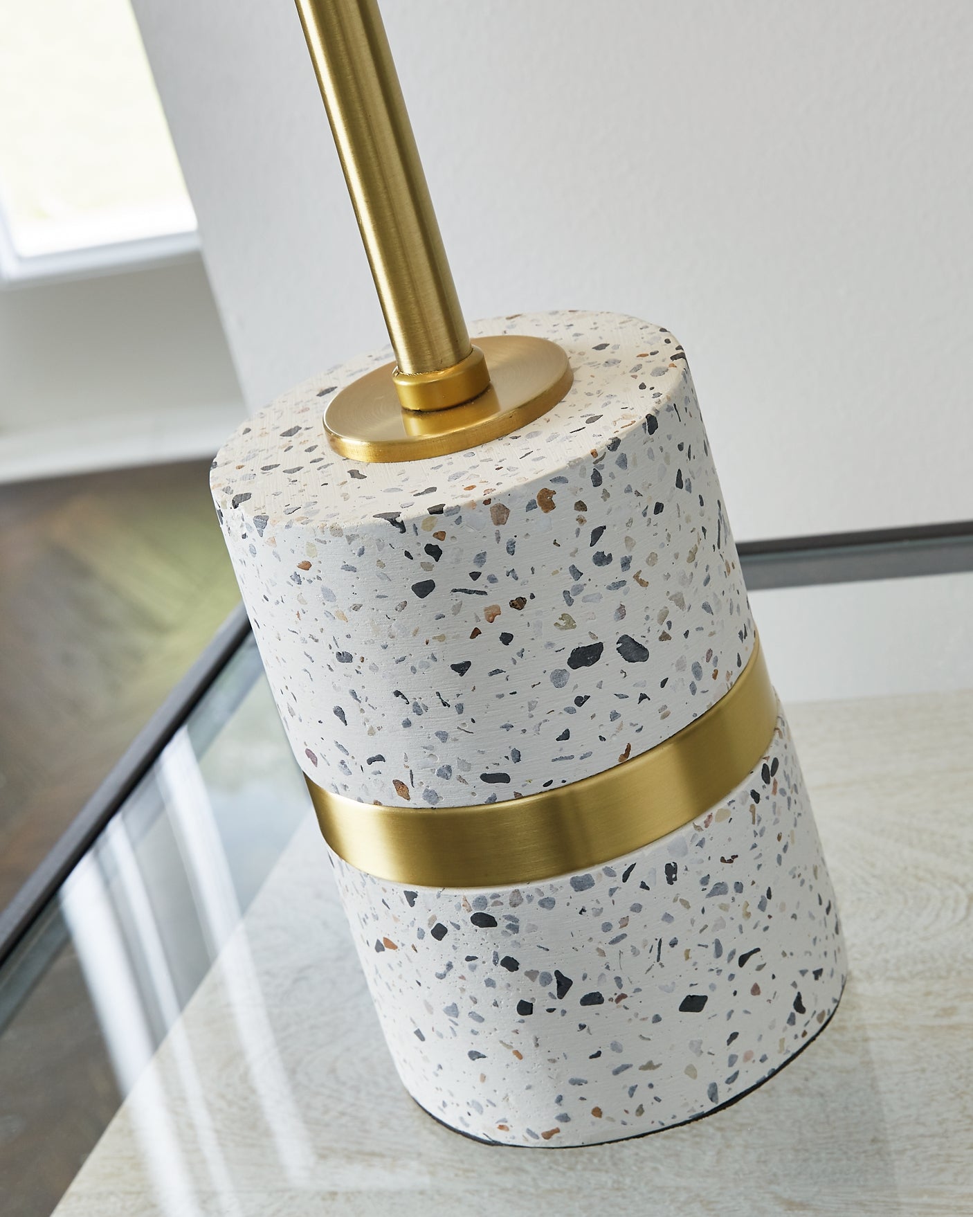 Maywick Metal Table Lamp (1/CN) Furniture Mart -  online today or in-store at our location in Duluth, Ga. Furniture Mart Georgia. View our lowest price today. Shop Now. 
