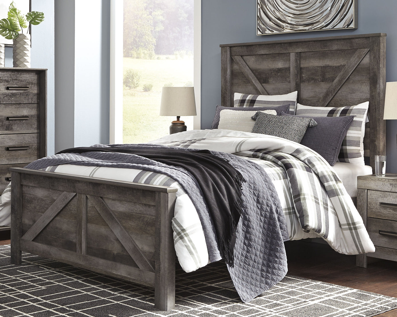 Wynnlow Queen Crossbuck Panel Bed with Dresser Furniture Mart -  online today or in-store at our location in Duluth, Ga. Furniture Mart Georgia. View our lowest price today. Shop Now. 