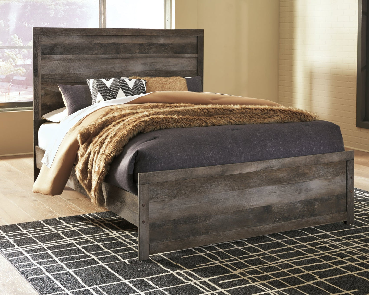 Wynnlow Queen Panel Bed with 2 Nightstands Furniture Mart -  online today or in-store at our location in Duluth, Ga. Furniture Mart Georgia. View our lowest price today. Shop Now. 